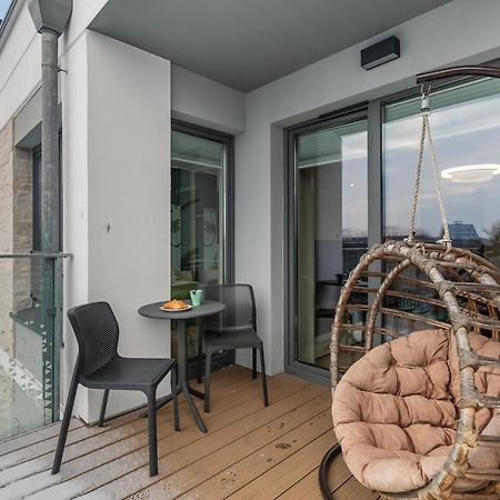 Luxurious Apartment Nadmorskie Tarasy Kolobrzeg By Renters Prestige Exteriör bild