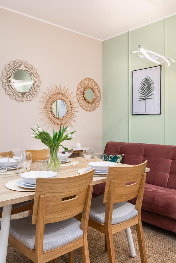 Luxurious Apartment Nadmorskie Tarasy Kolobrzeg By Renters Prestige Exteriör bild