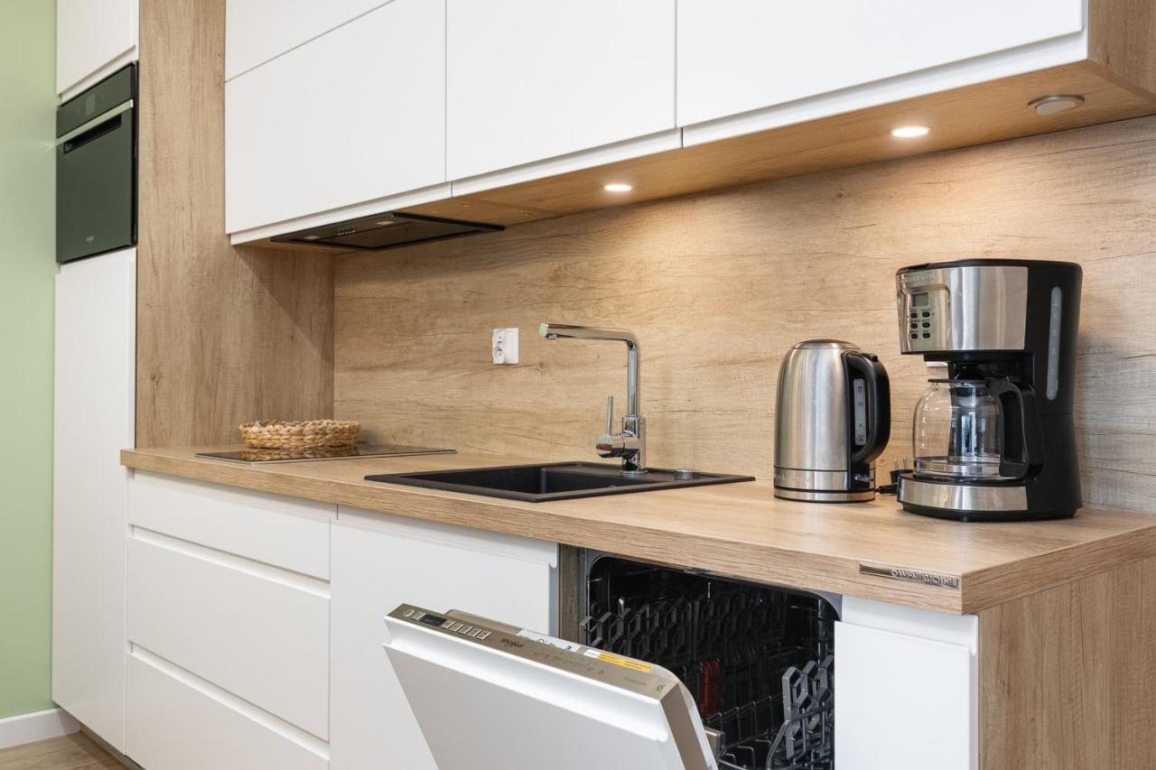 Luxurious Apartment Nadmorskie Tarasy Kolobrzeg By Renters Prestige Exteriör bild